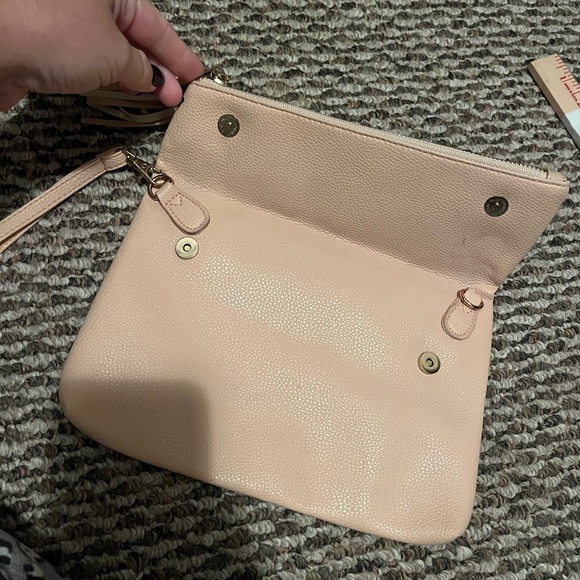 Wristlet - Picture 3 of 4